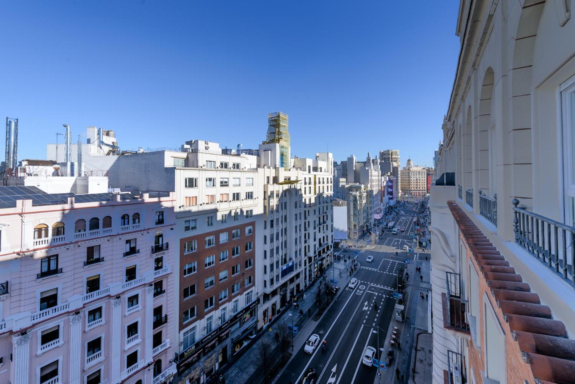 Gran Via Capitals By Monaro***** * Madrid